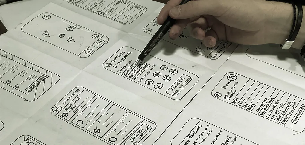 デスクに置かれたiMac